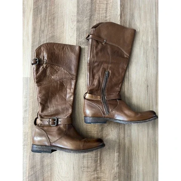 Frye Riding Boots Womens 7.5 B Brown Leather Knee High Side Zip Buckle 4001 - Picture 1 of 8